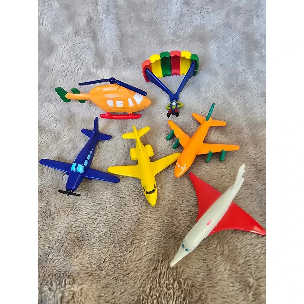 Safari Ltd In the Sky Toob Miniature Aircraft Figures Planes Helicopter Skydiver